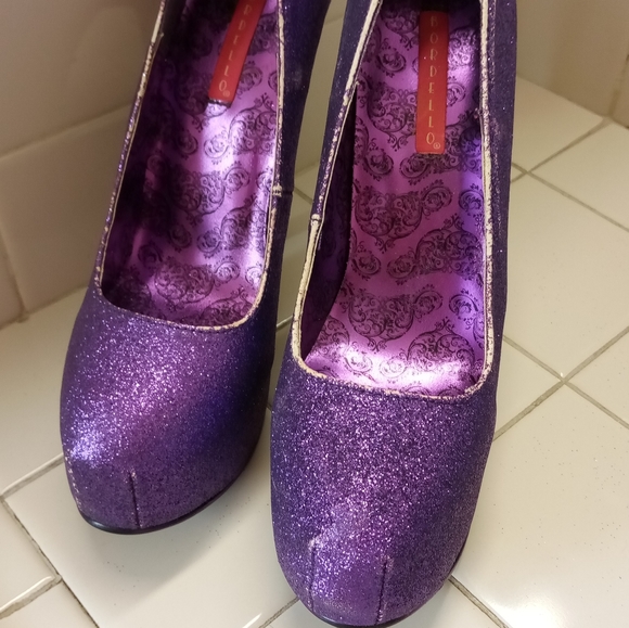 Size 9-10 Purple Spike Heels with Glitter - Picture 2 of 7